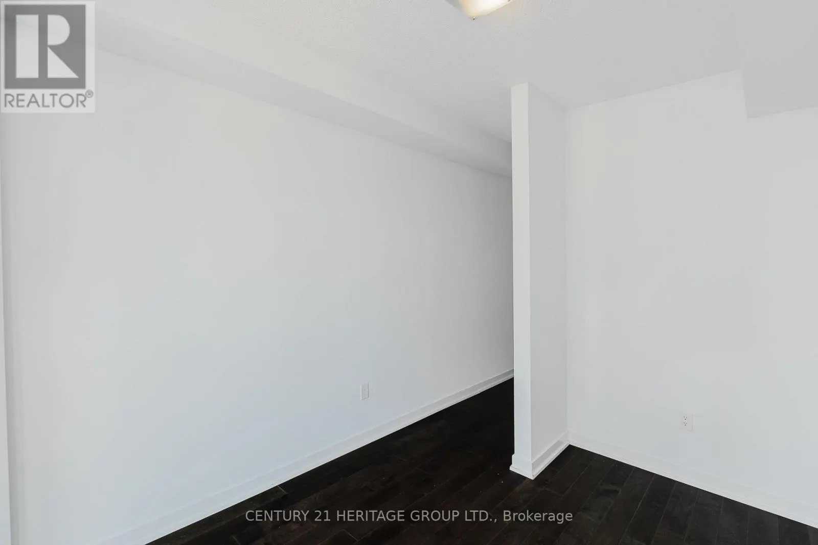 3506 - 15 ICEBOAT TERRACE