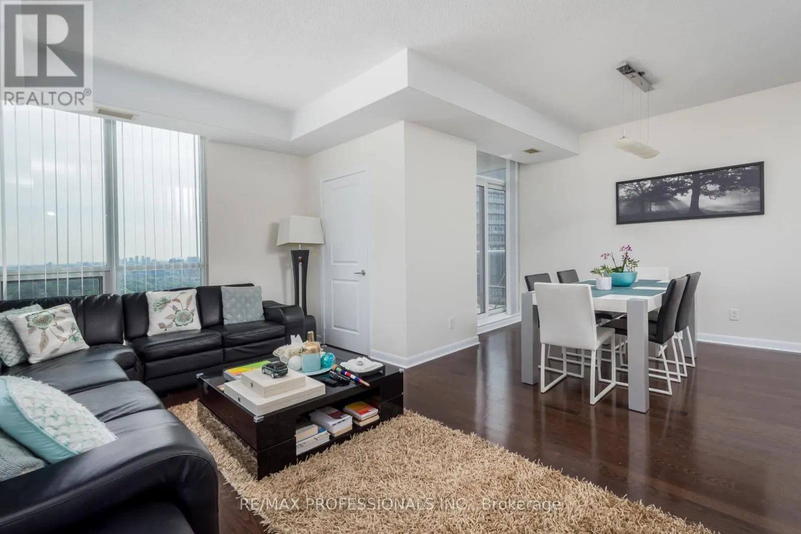 PH 305 - 4978 YONGE STREET