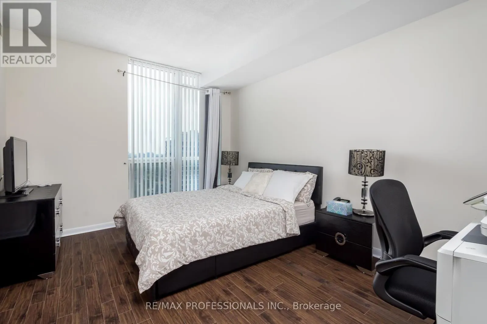 PH 305 - 4978 YONGE STREET