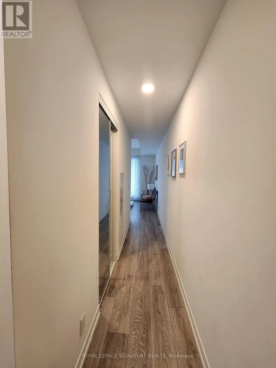 1112 - 2020 BATHURST STREET N