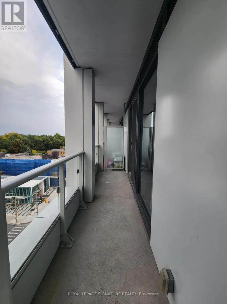 1112 - 2020 BATHURST STREET N