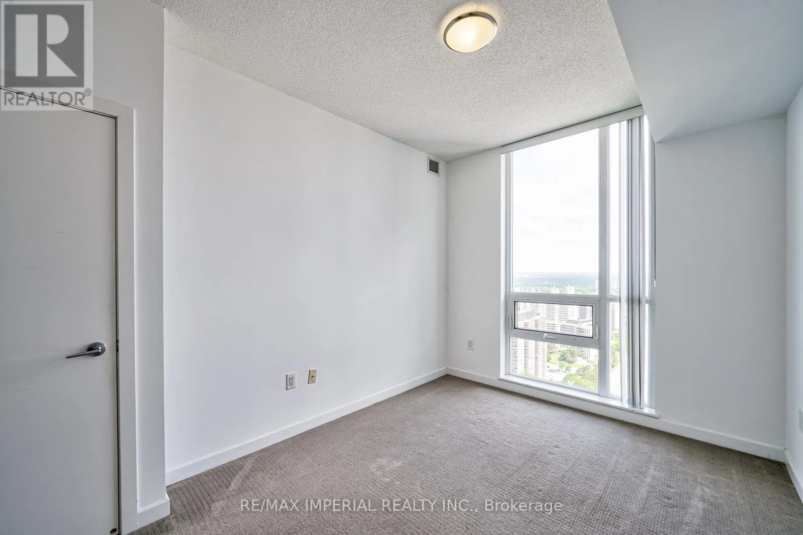 2902 - 66 FOREST MANOR ROAD