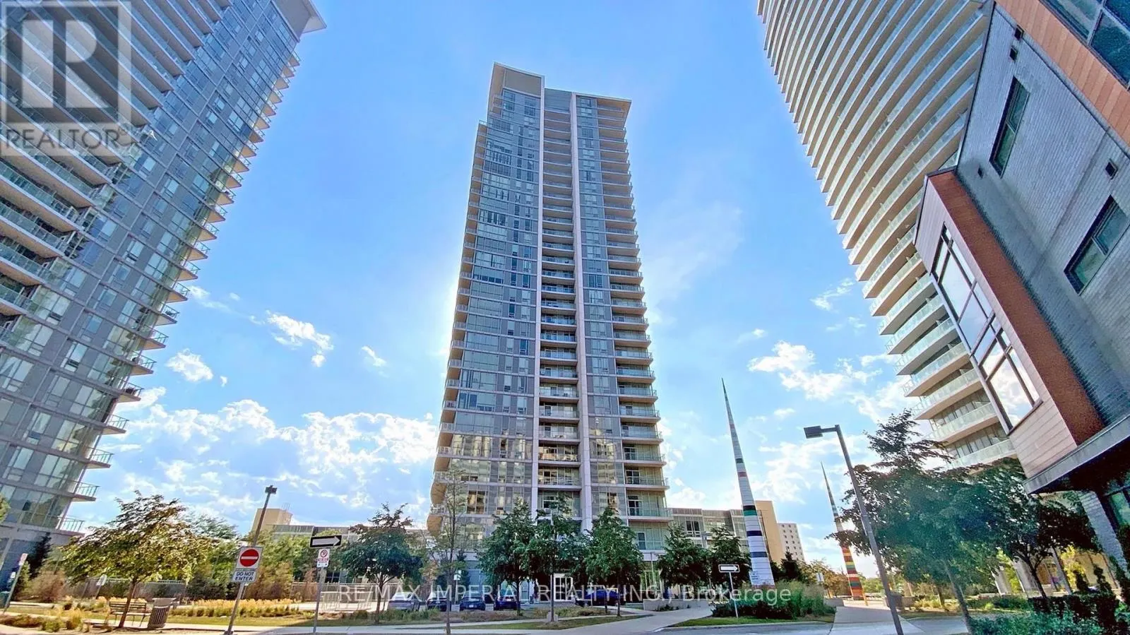 2902 - 66 FOREST MANOR ROAD