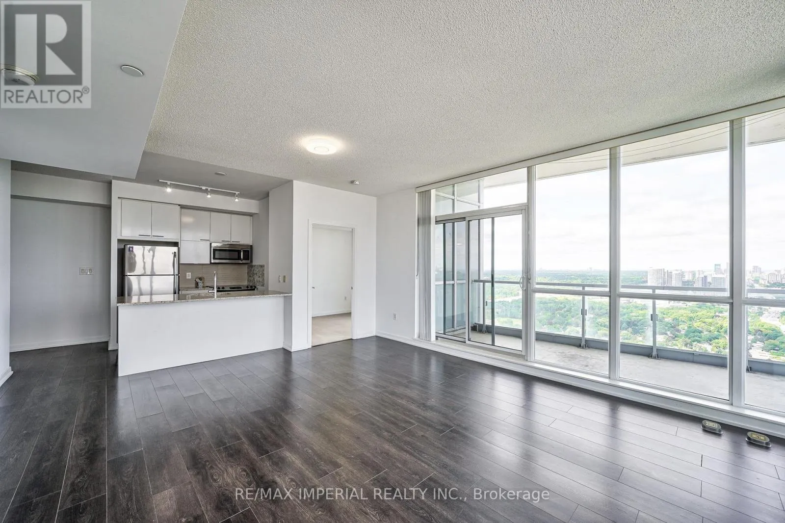 2902 - 66 FOREST MANOR ROAD