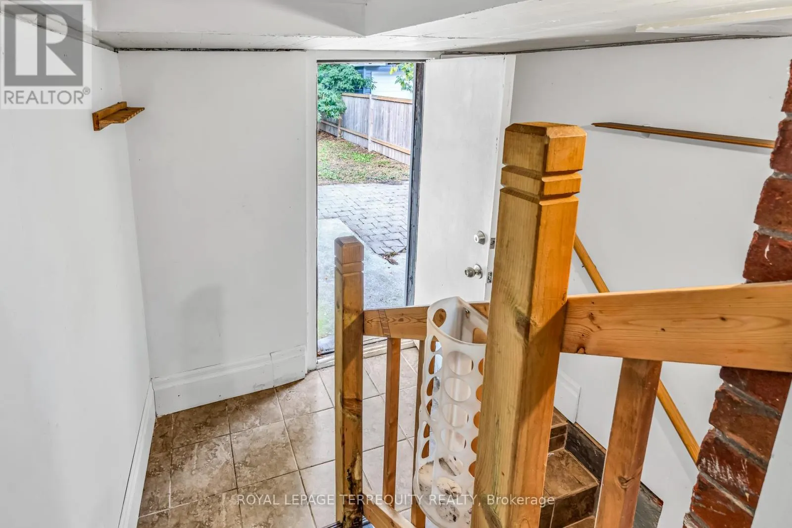 78 LAWRENCE AVENUE W