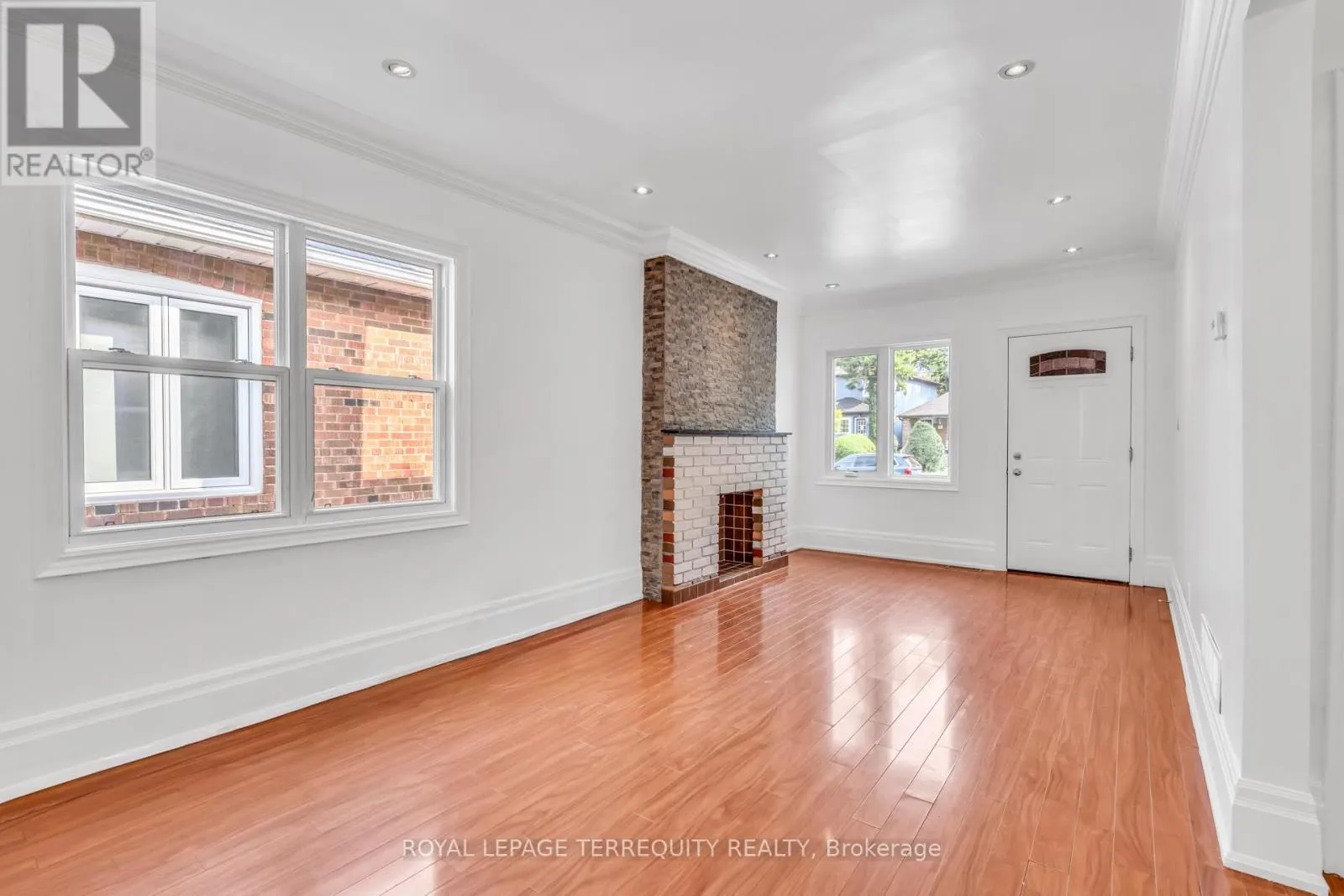 78 LAWRENCE AVENUE W