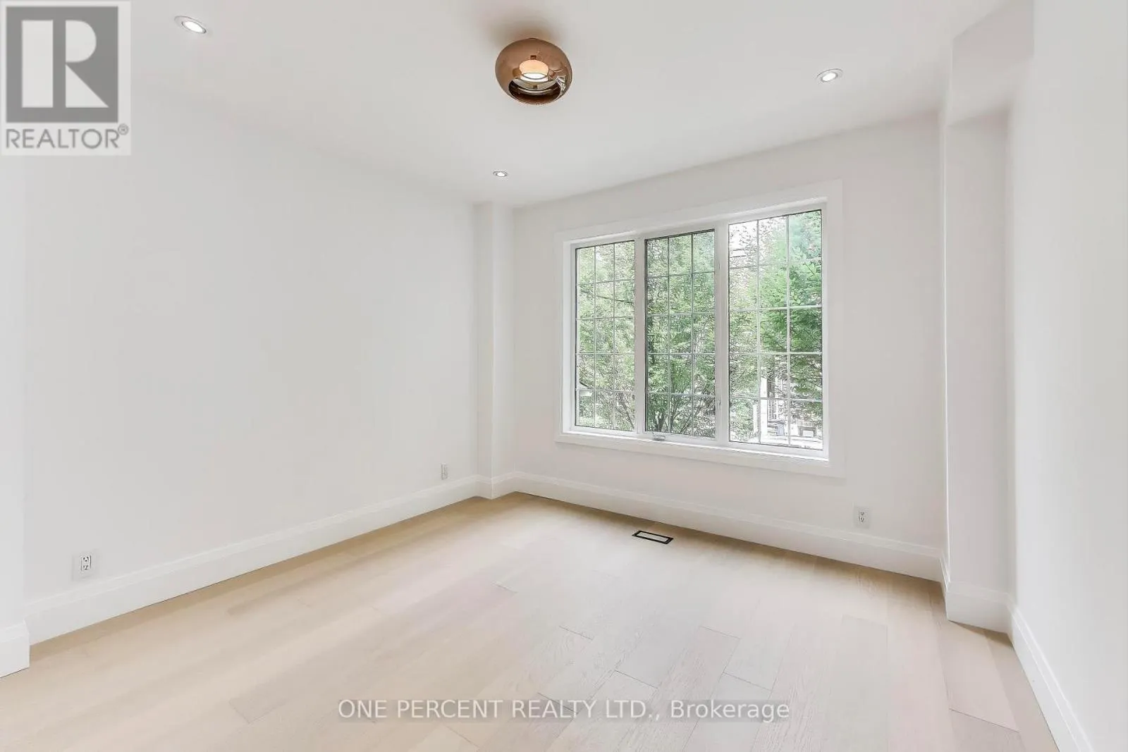 23 MITCHELL AVENUE