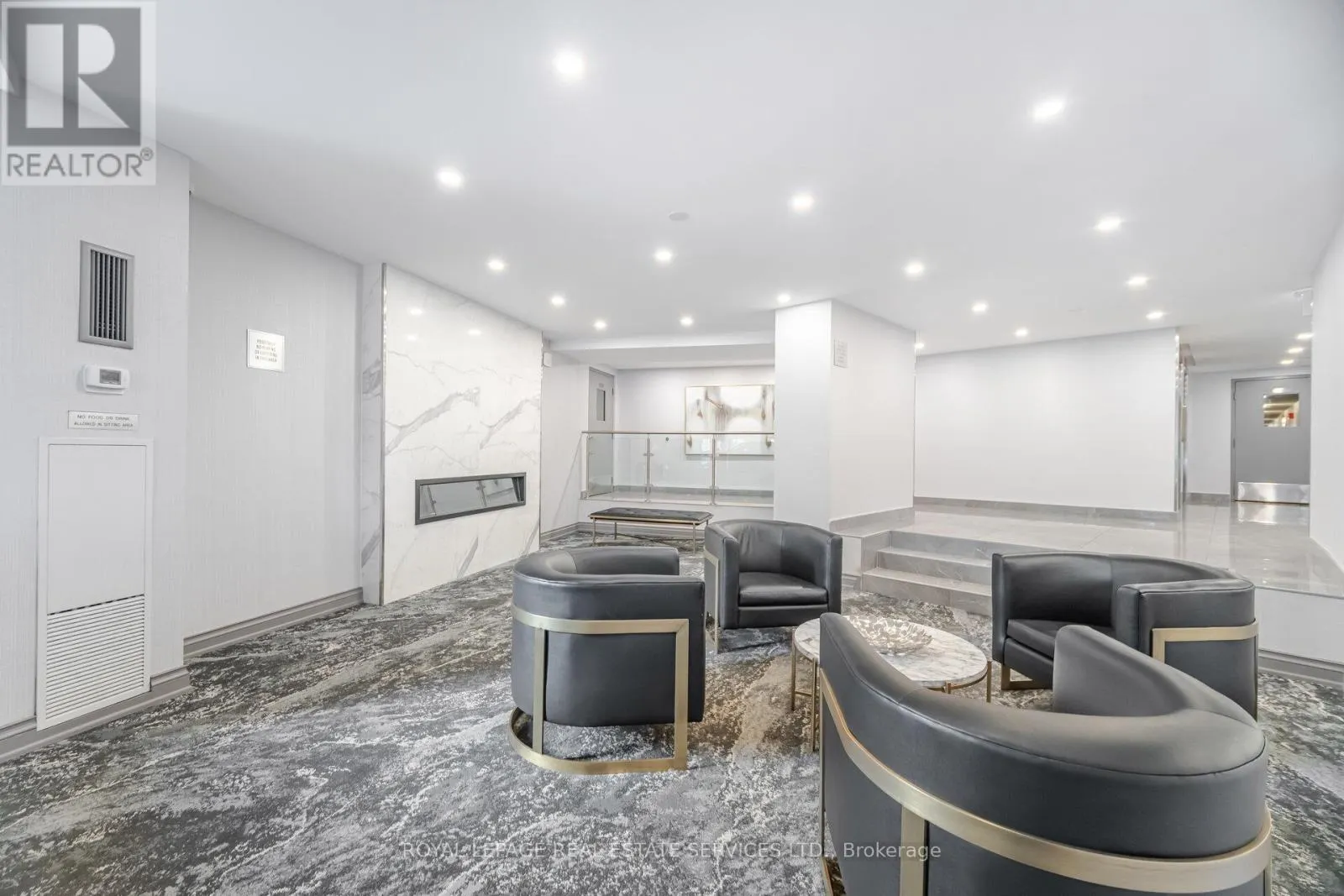 303 - 10 EDGECLIFF GOLFWAY