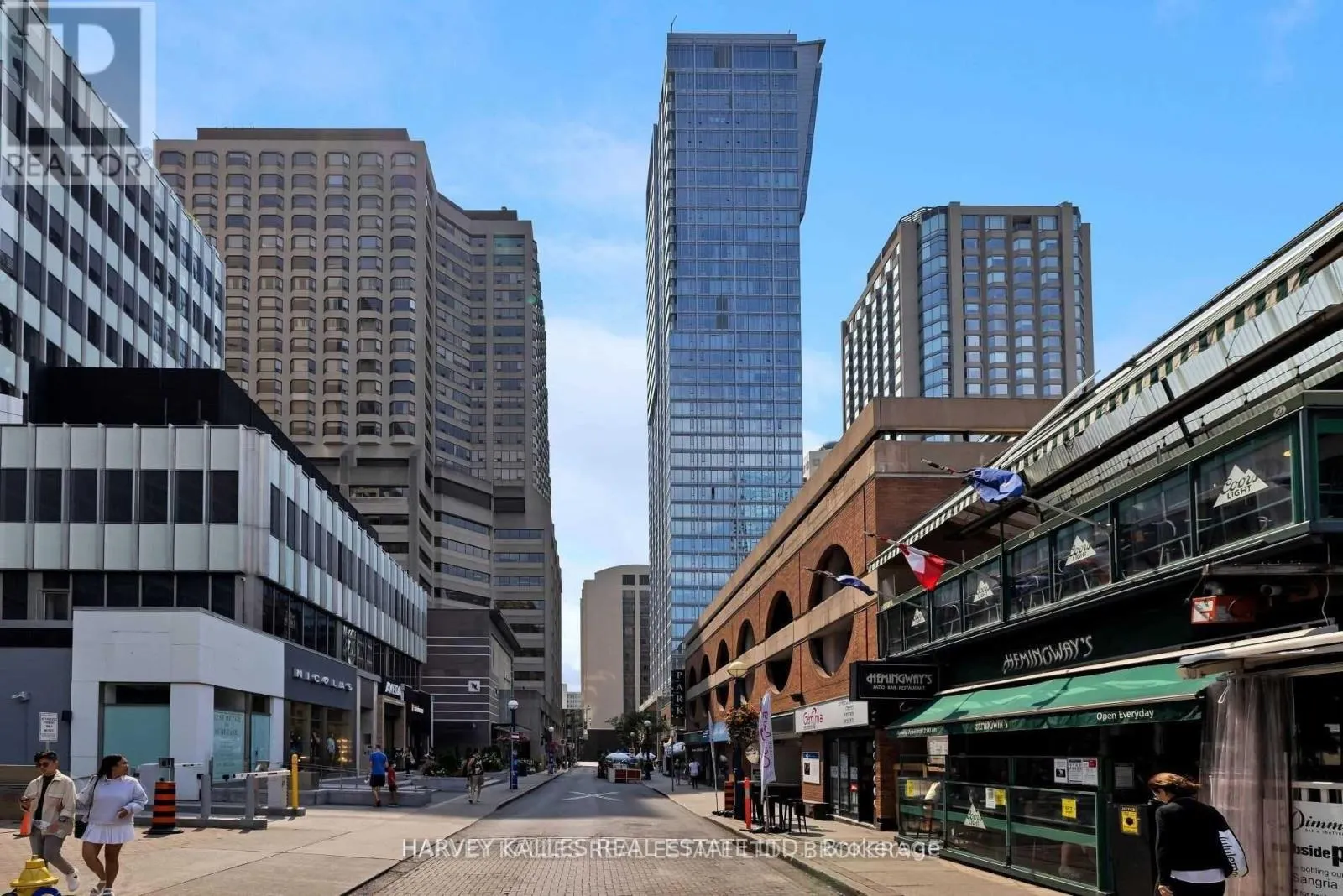 2208 - 188 CUMBERLAND STREET S