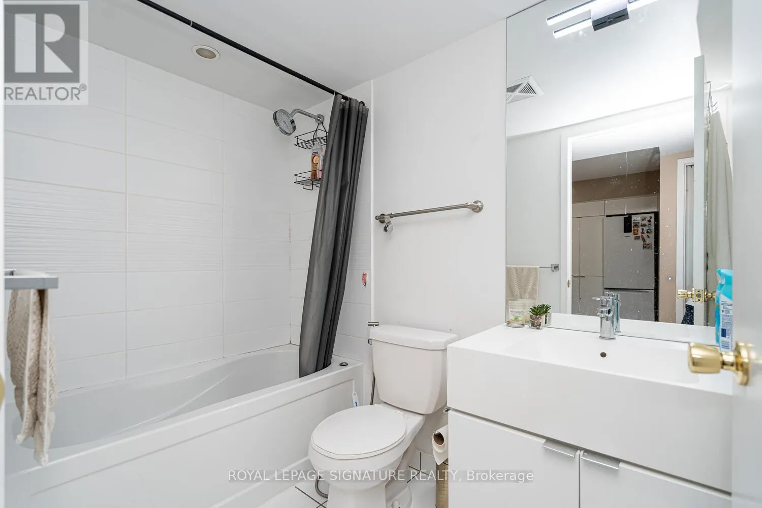 610 - 151 DAN LECKIE WAY