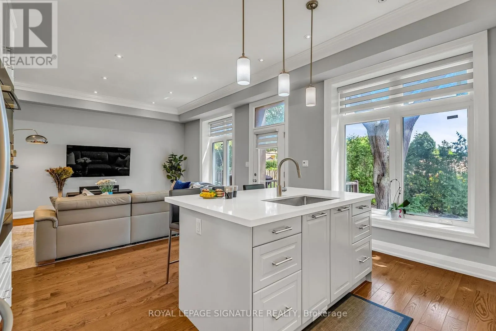 27 CARONPORT CRESCENT