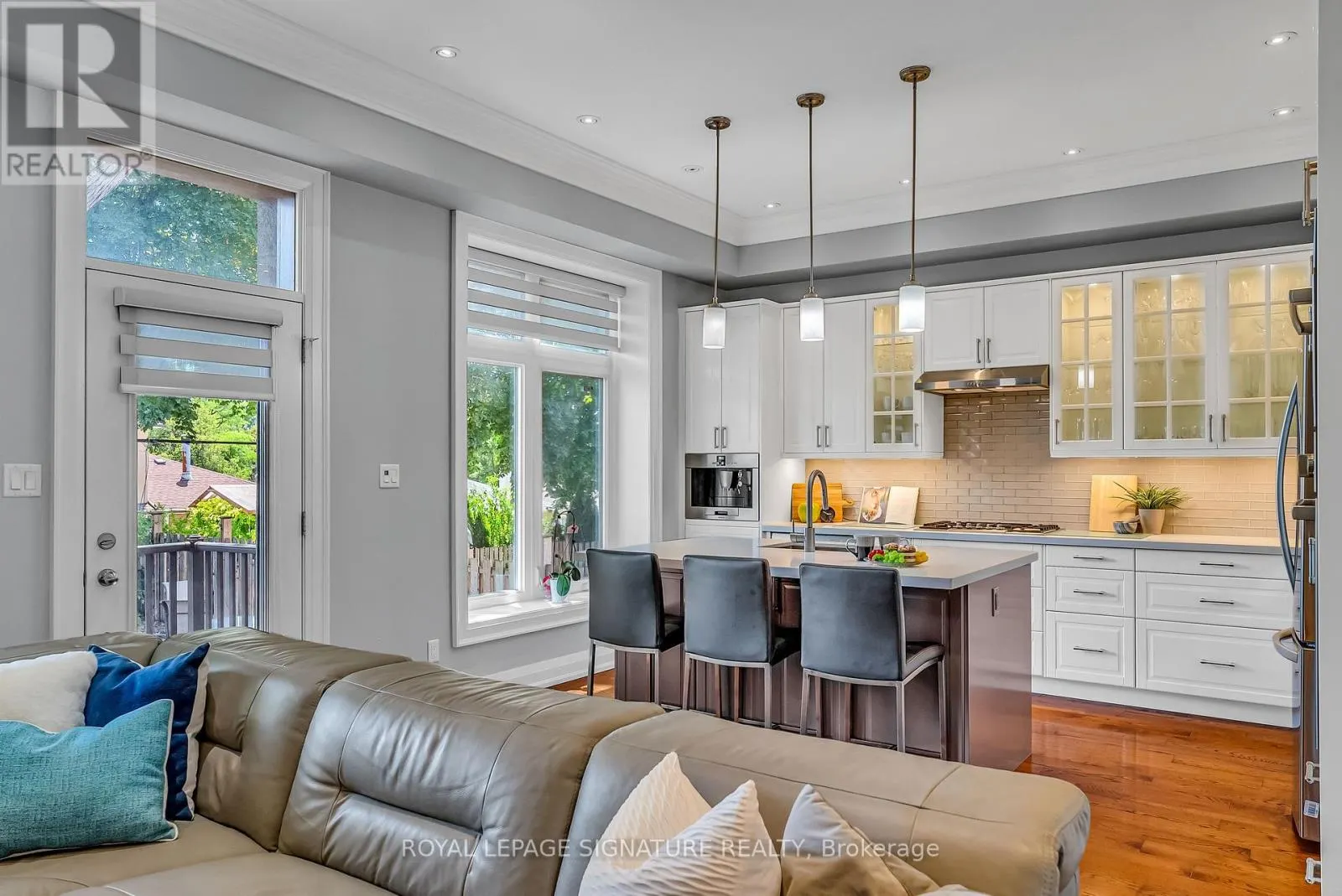 27 CARONPORT CRESCENT