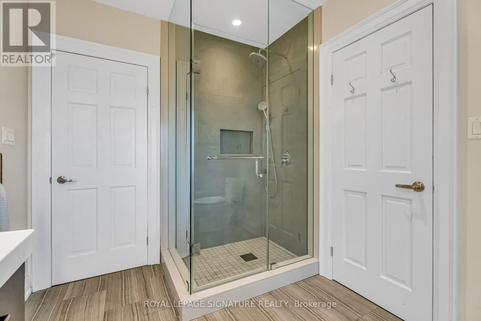 27 CARONPORT CRESCENT