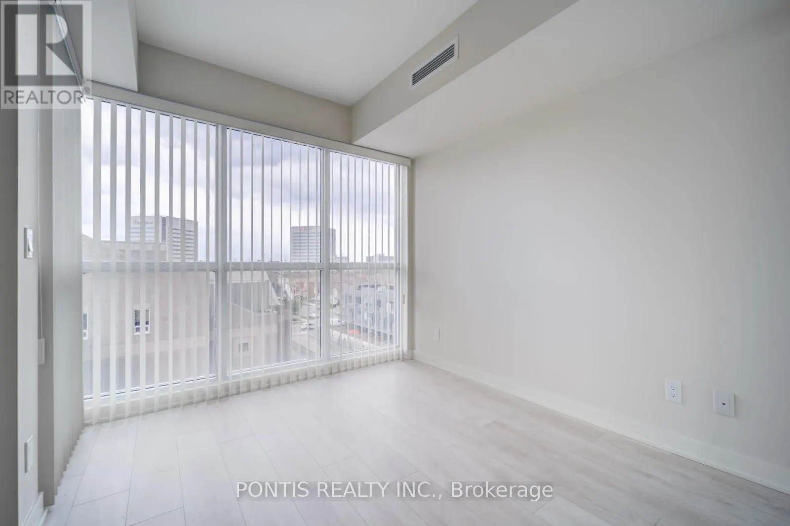 506 - 6 SONIC WAY