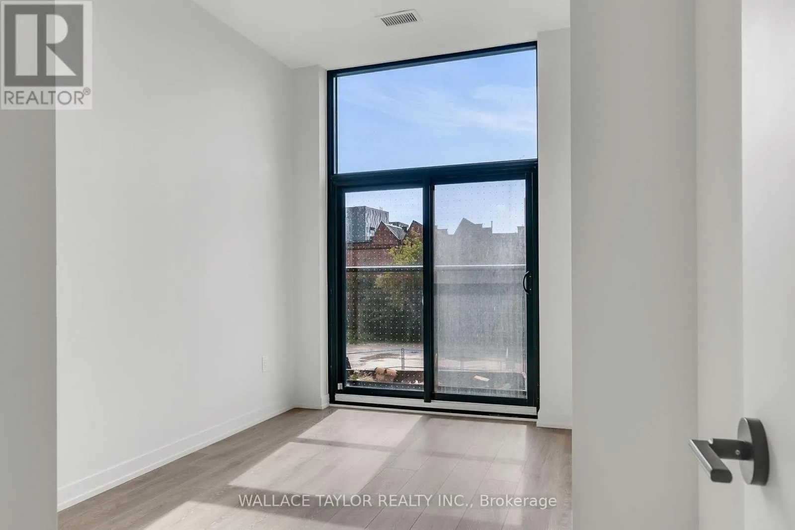 201 - 181 STERLING ROAD