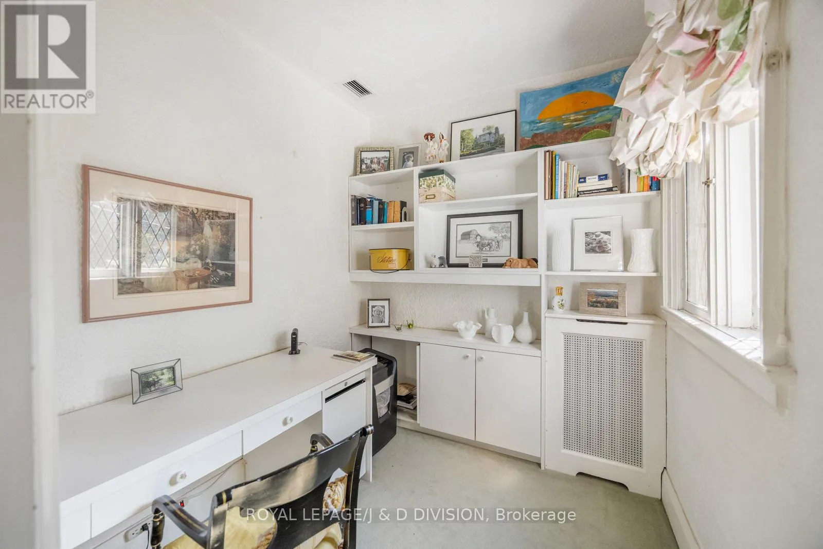 4 HIGHBOURNE ROAD