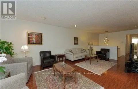 UPPER - 290 MCNICOLL AVENUE