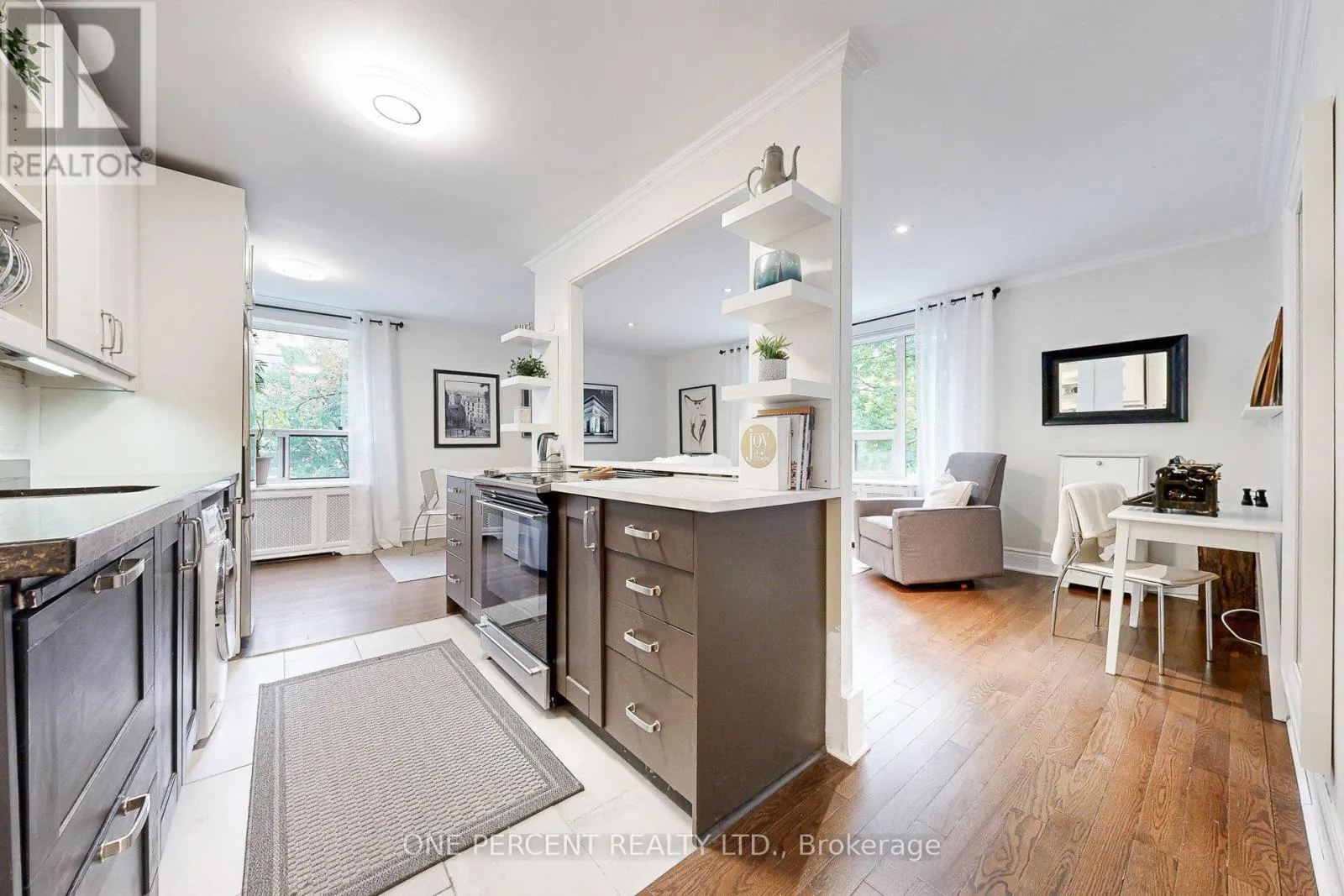 206 - 2550 BATHURST STREET