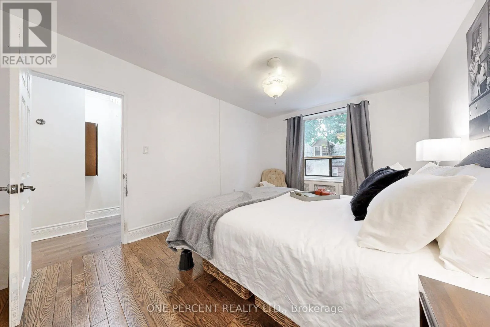 206 - 2550 BATHURST STREET