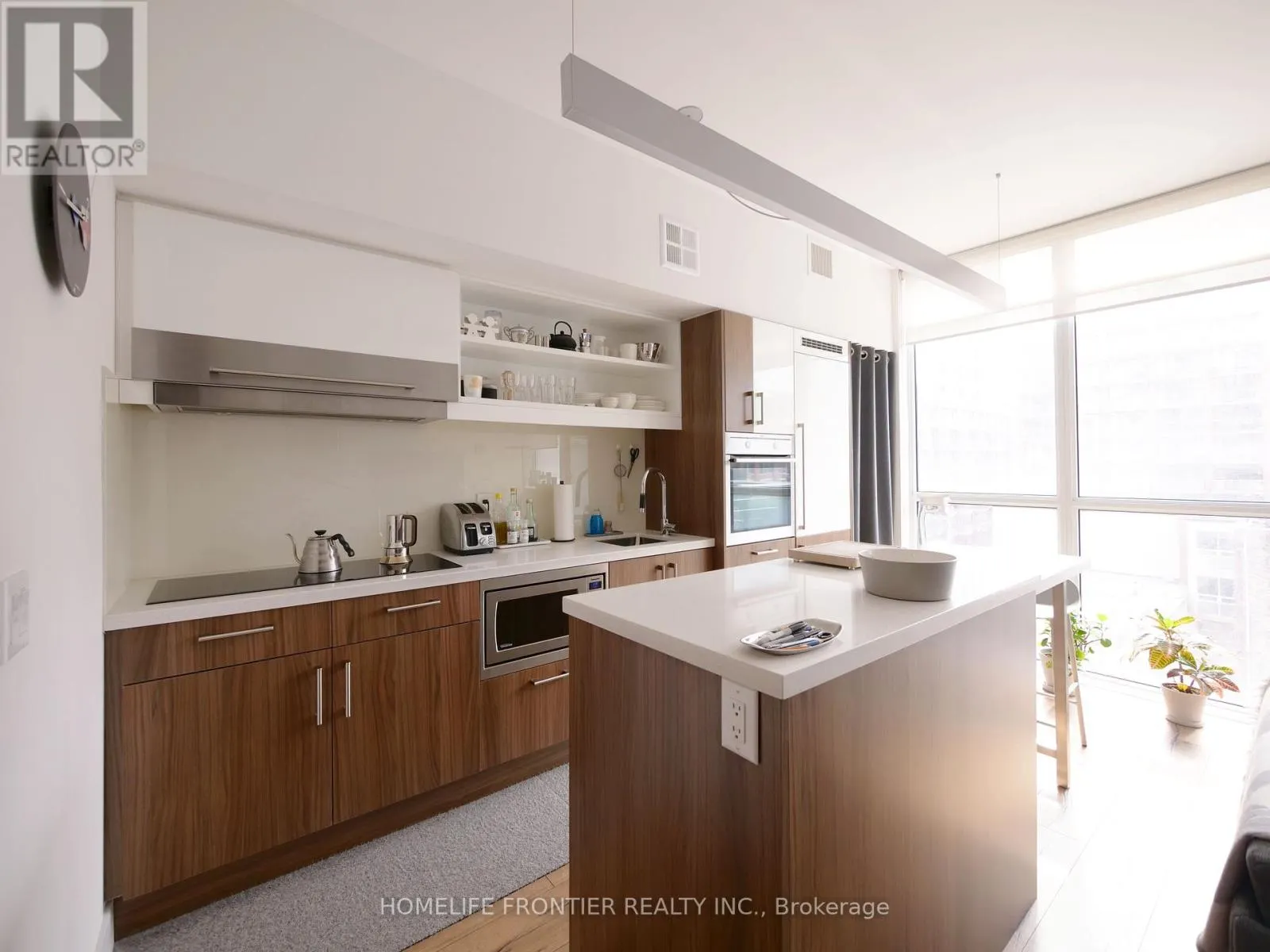 505 - 39 SHERBOURNE STREET