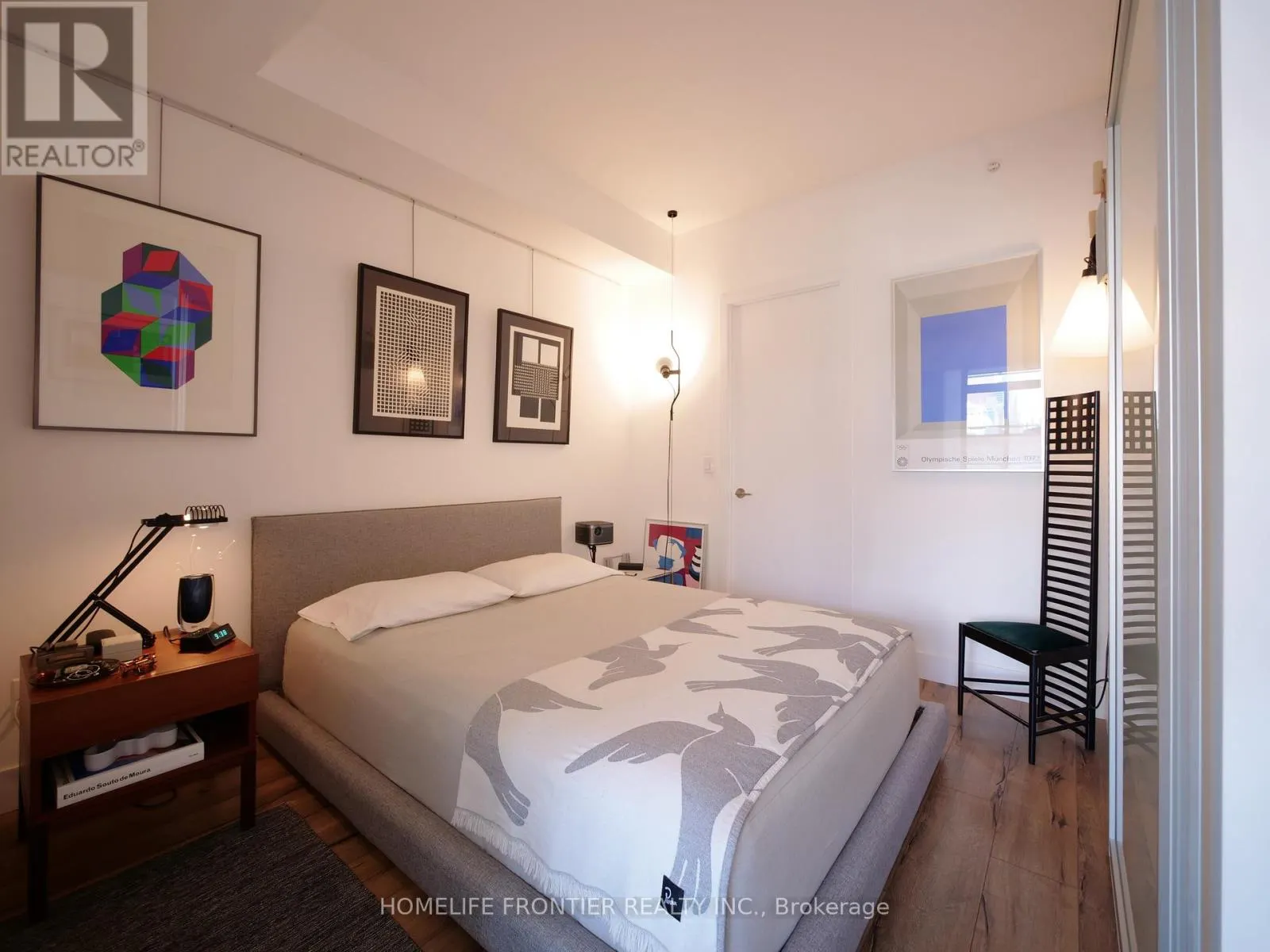 505 - 39 SHERBOURNE STREET