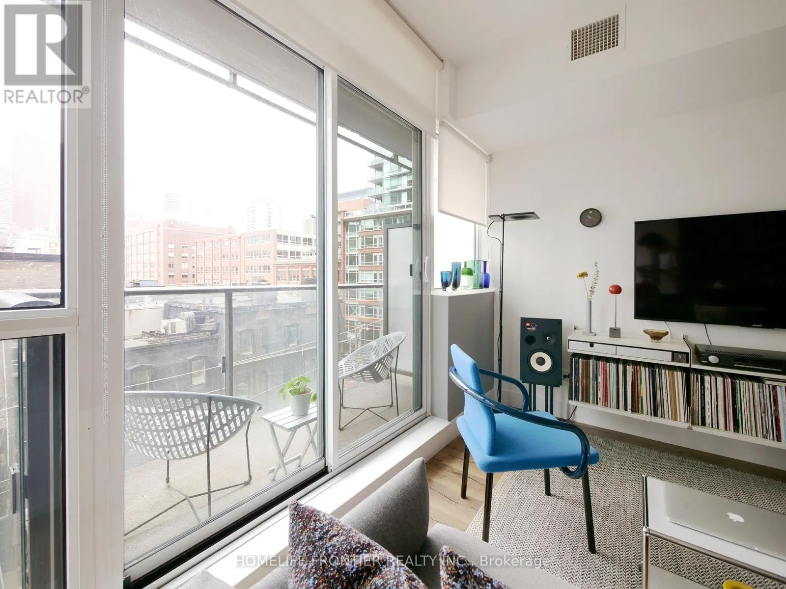 505 - 39 SHERBOURNE STREET