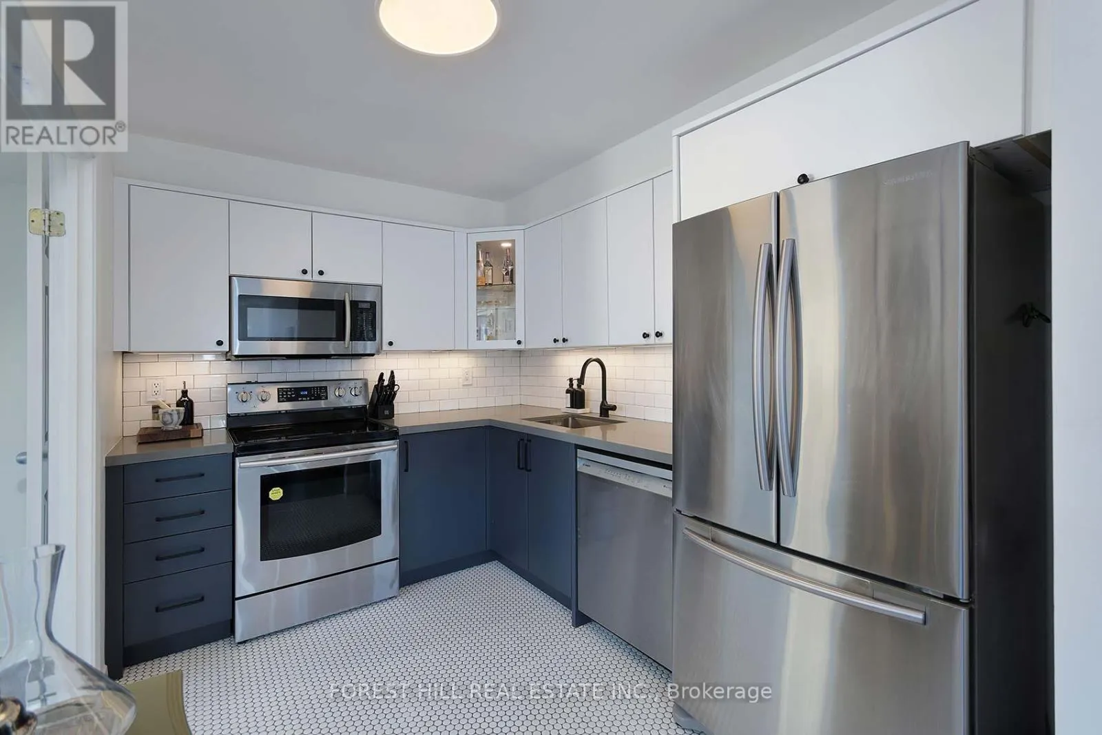 1707 - 298 JARVIS STREET