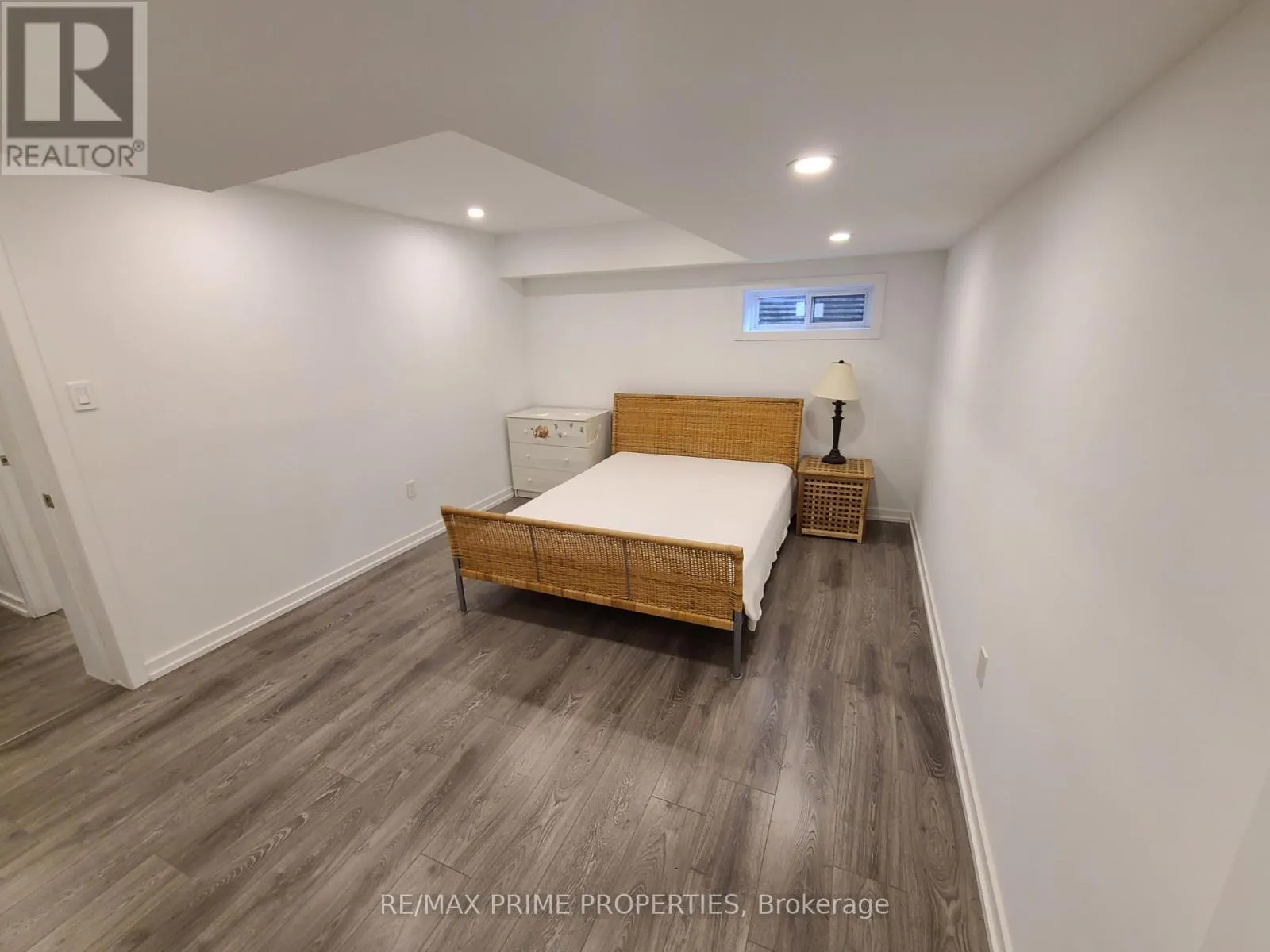 BSMT - 22 OAKHURST DRIVE