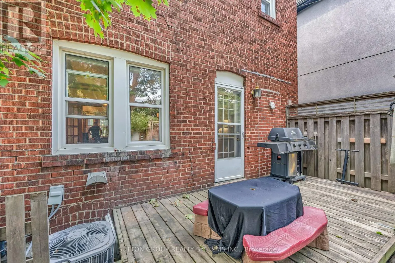 197 ARLINGTON AVENUE