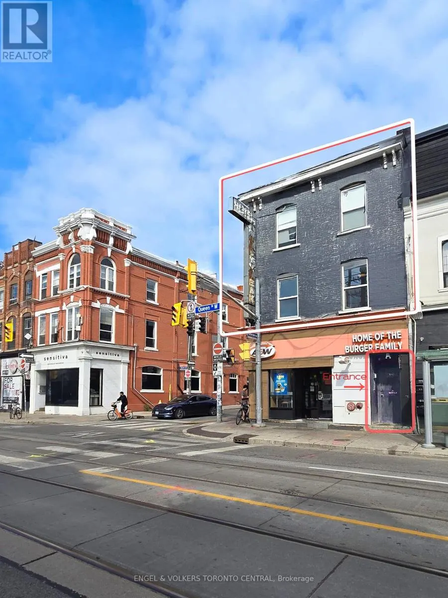 650 1/2 QUEEN STREET W
