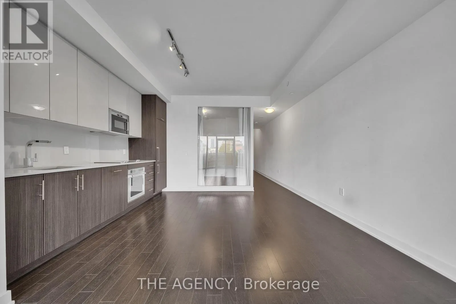 508 - 330 RICHMOND STREET W