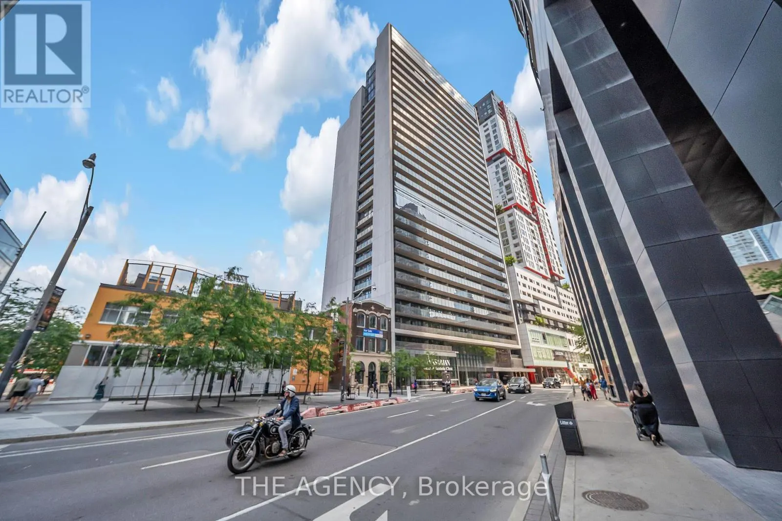 508 - 330 RICHMOND STREET W