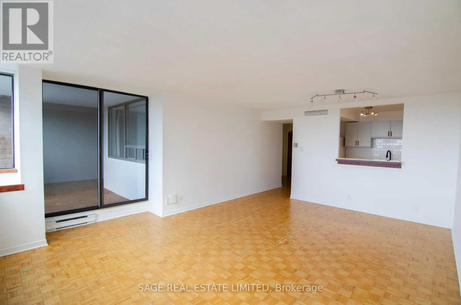 1706 - 914 YONGE STREET