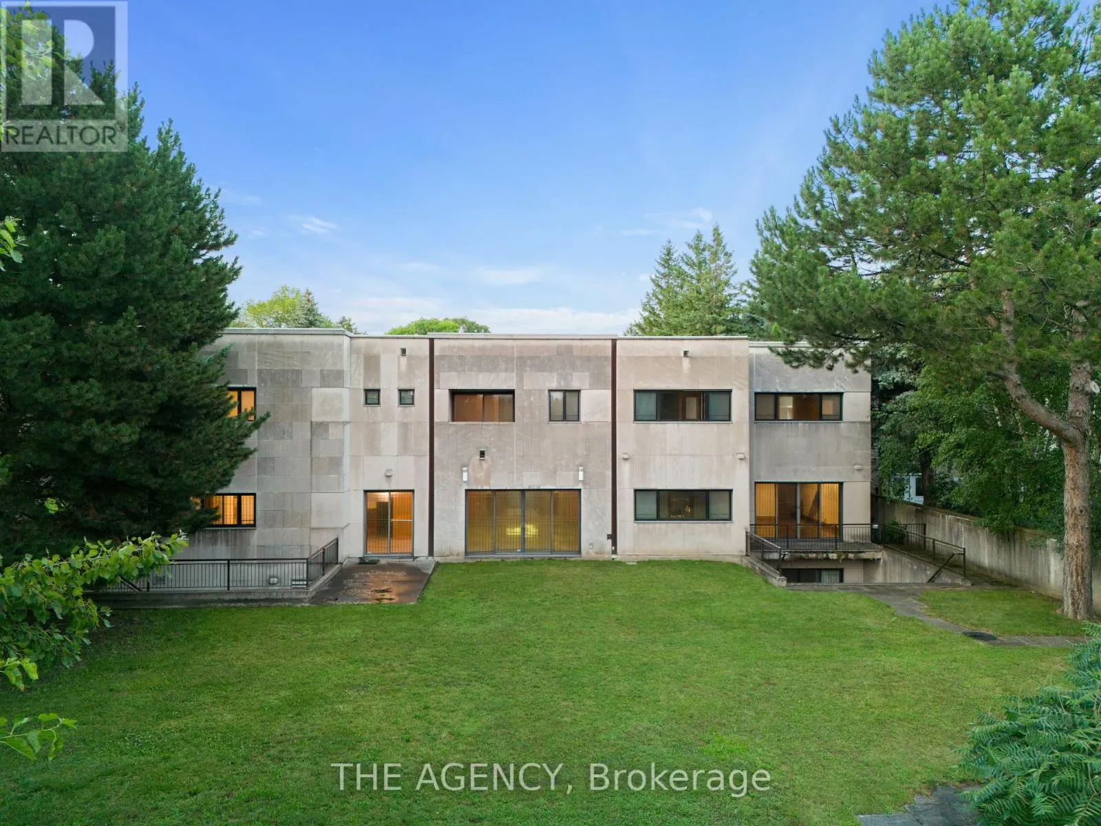 23 BAYVIEW RIDGE
