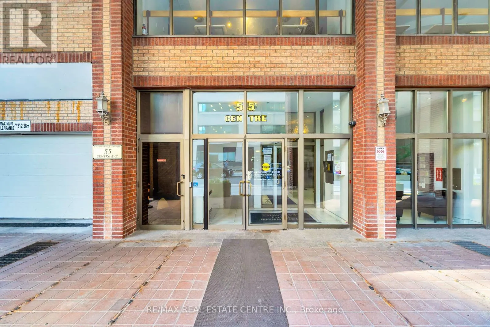 2504 - 55 CENTRE AVENUE