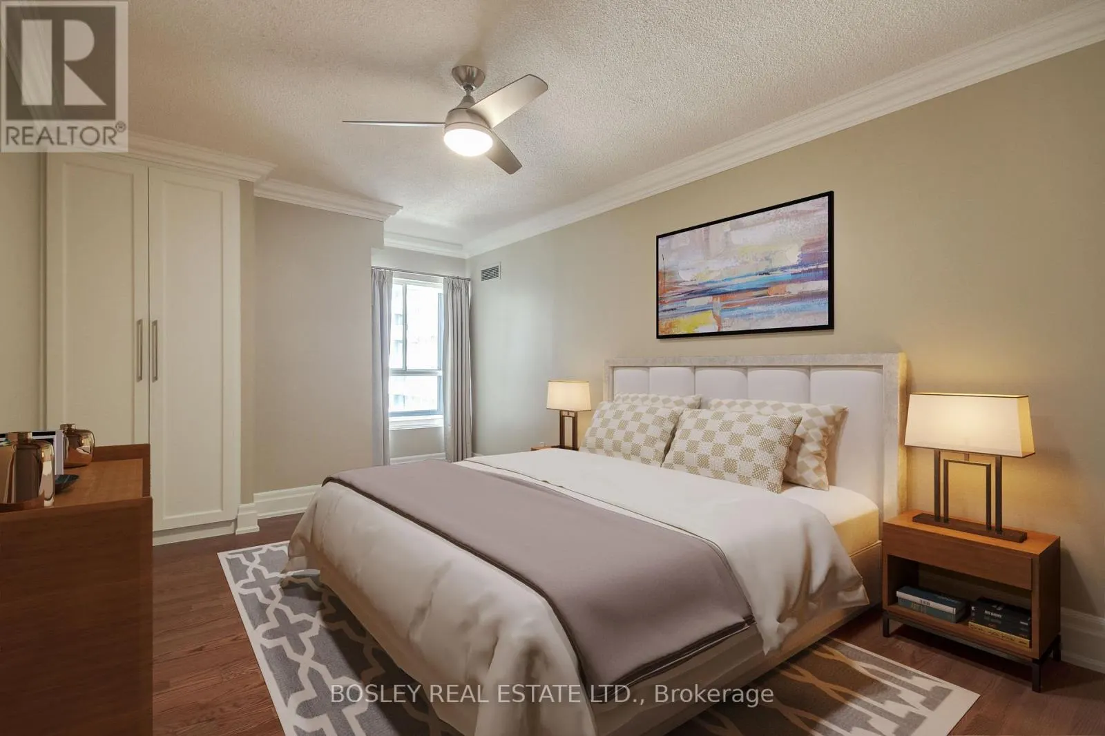 702 - 62 WELLESLEY STREET W