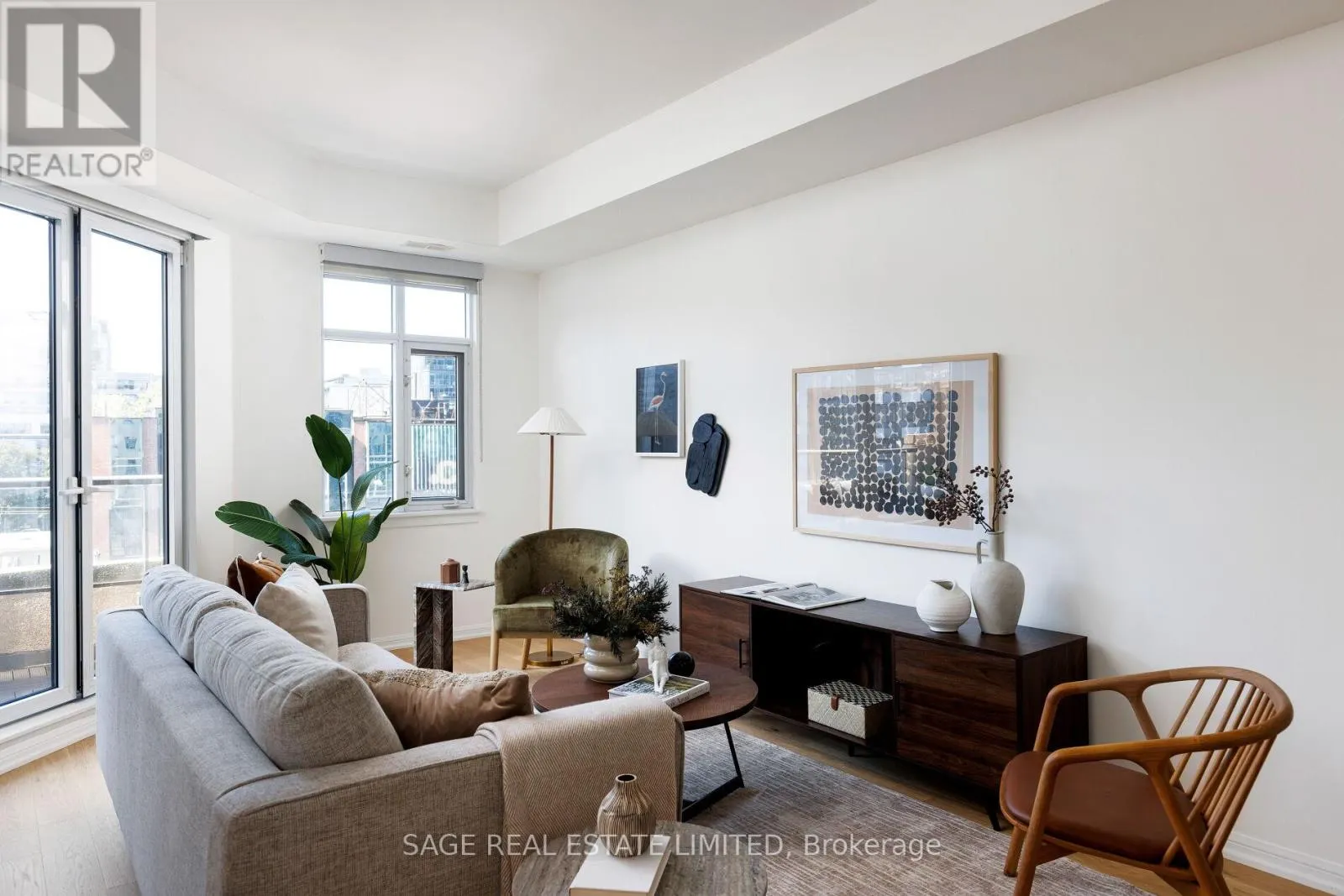 615 - 550 FRONT STREET W