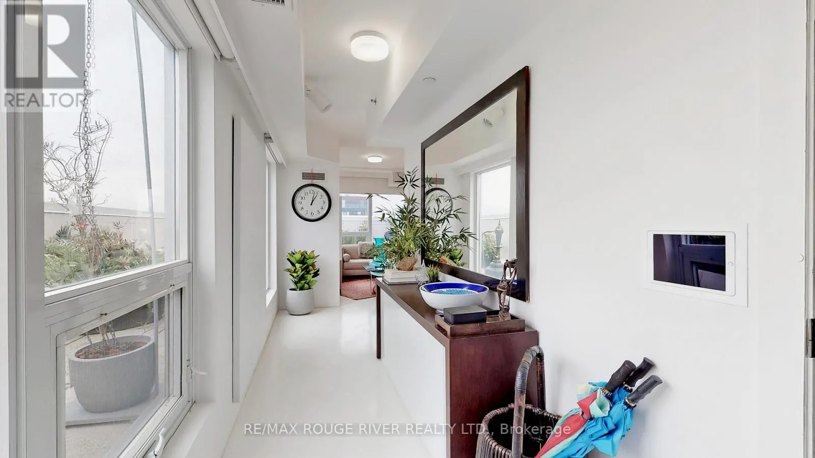 702 - 701 SHEPPARD AVENUE W