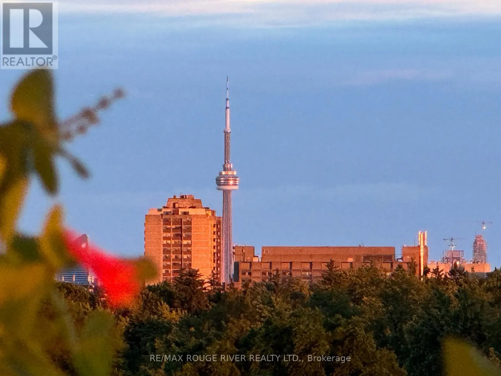 702 - 701 SHEPPARD AVENUE W