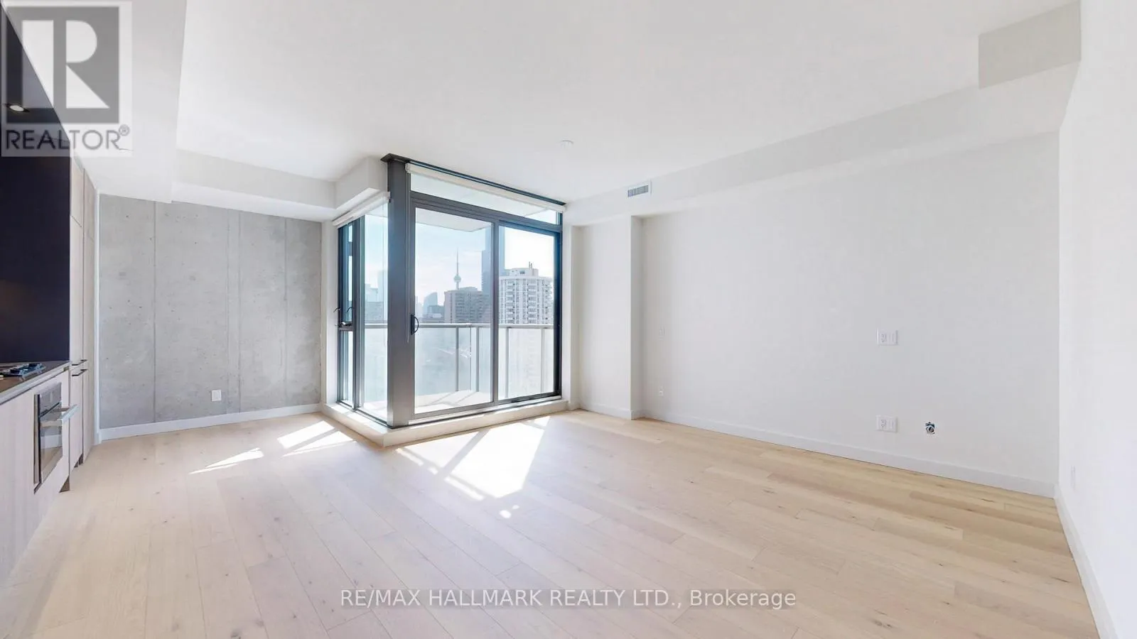 1704 - 81 WELLESLEY STREET E