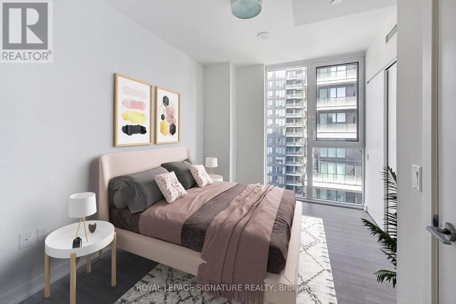 3408 - 357 KING STREET W