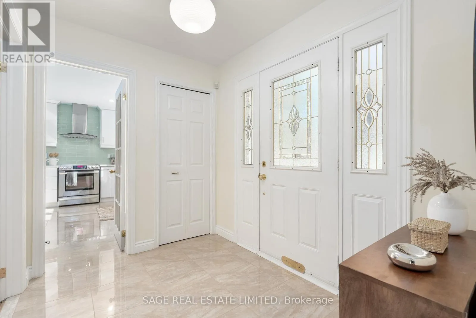 41 FRANCINE DRIVE