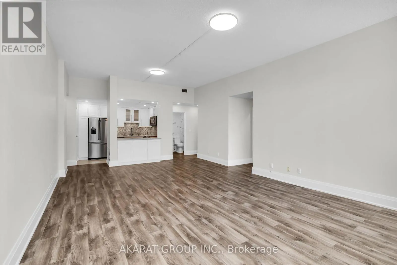 703 - 1901 YONGE STREET