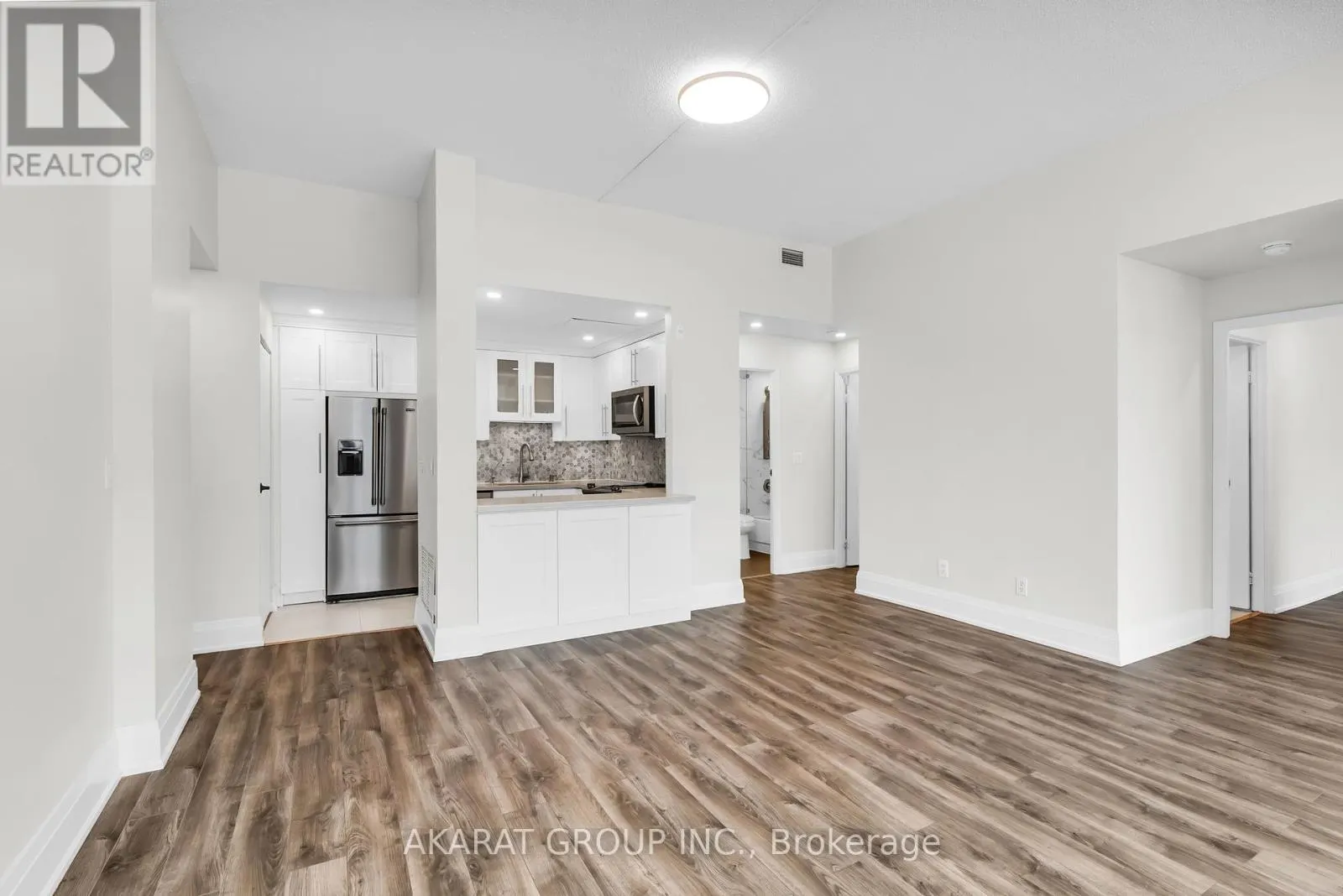 703 - 1901 YONGE STREET