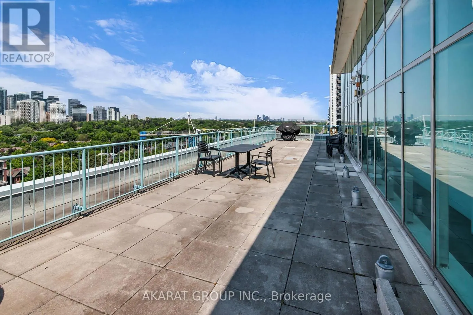 703 - 1901 YONGE STREET
