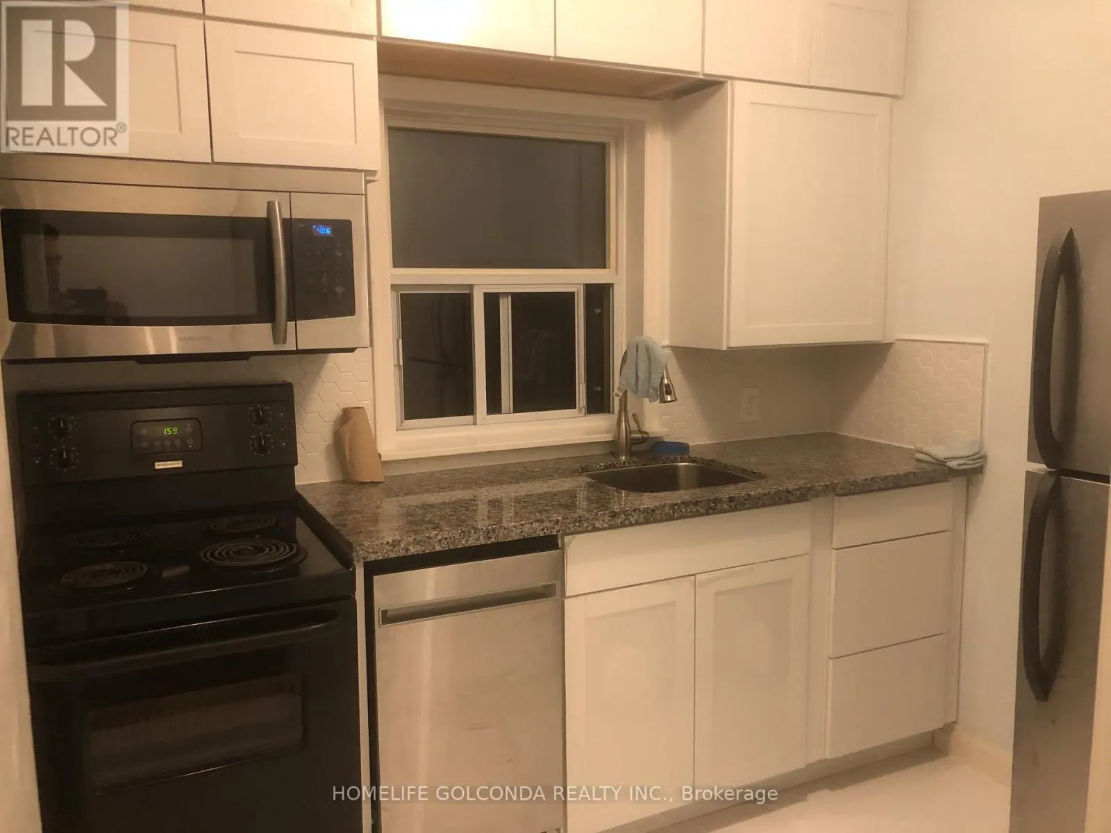 2ND F,F - 896 MOUNT PLEASANT ROAD