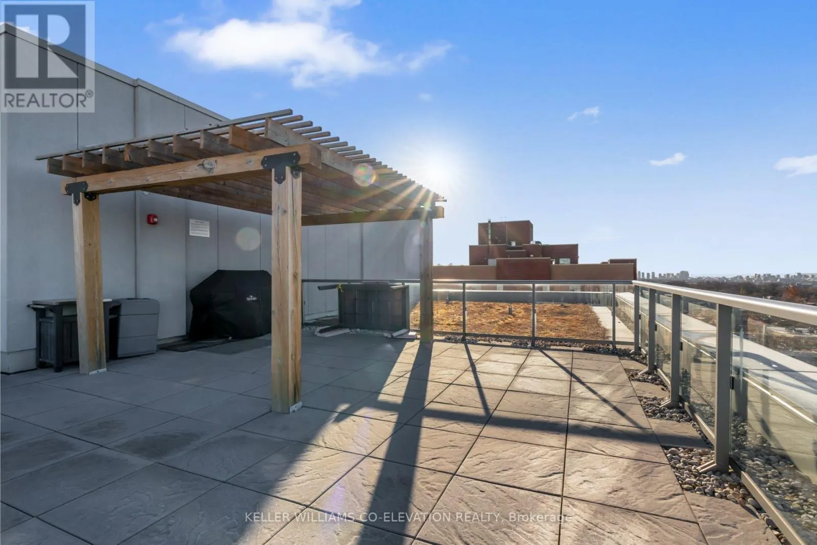 306 - 109 VAUGHAN ROAD