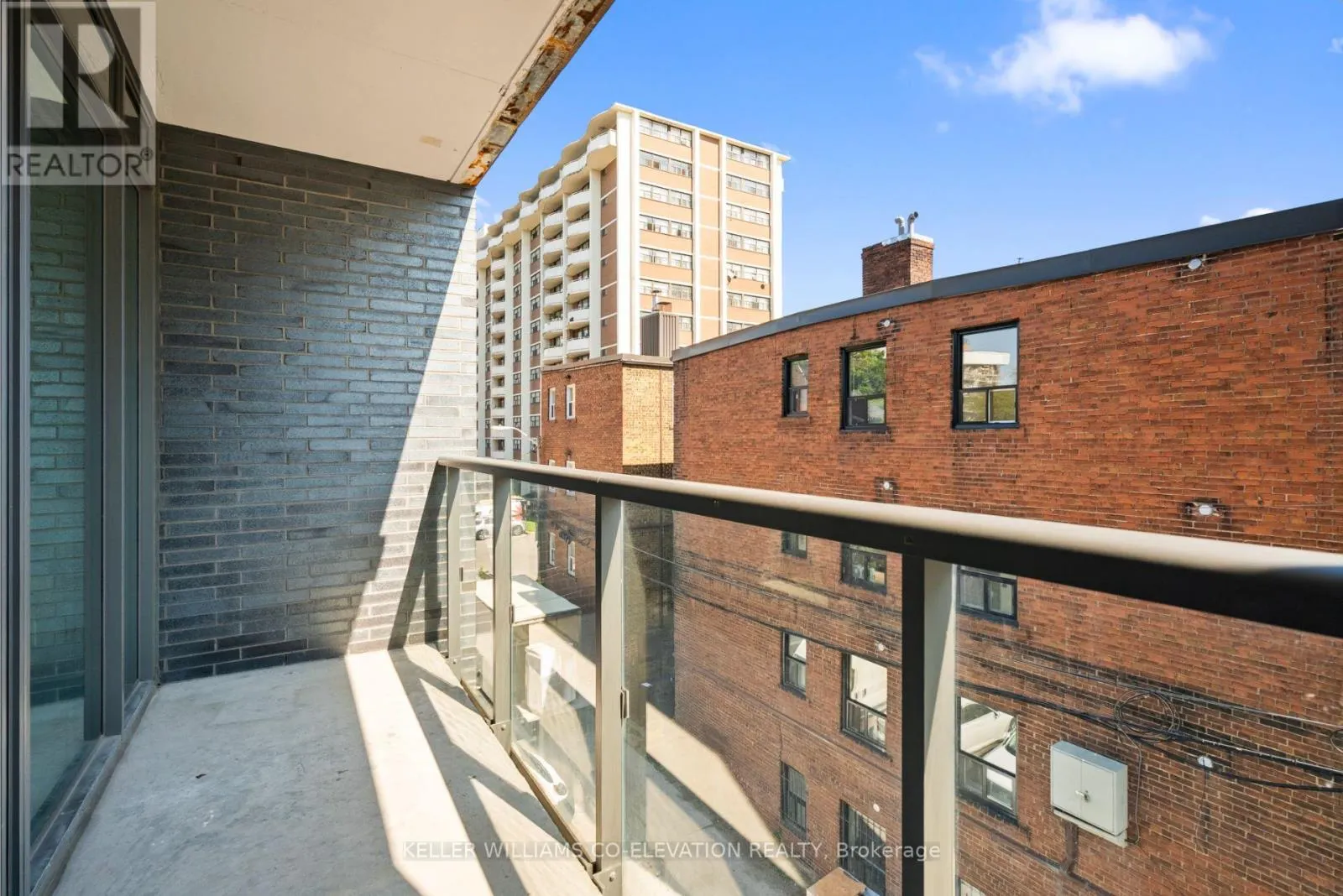 306 - 109 VAUGHAN ROAD