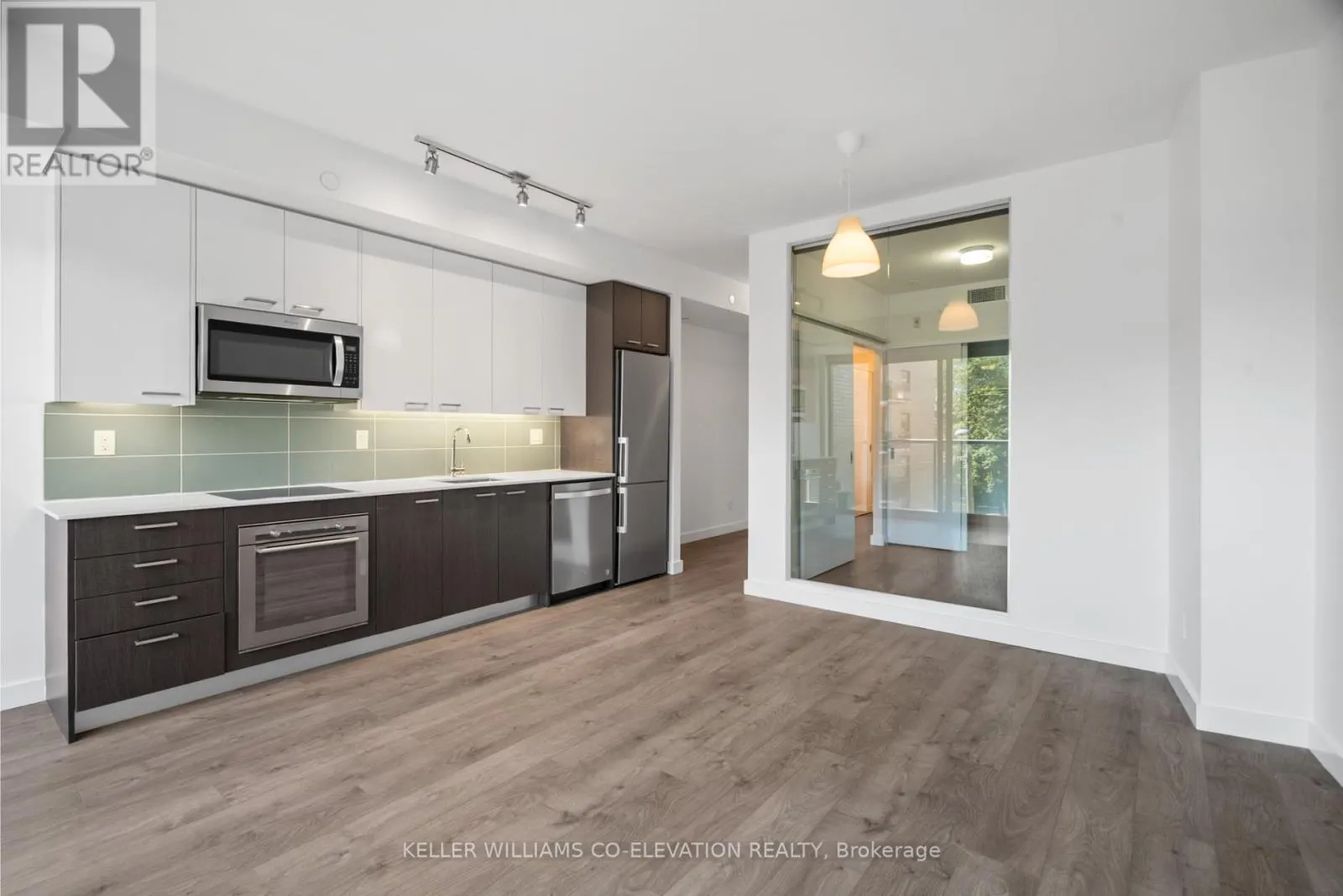 306 - 109 VAUGHAN ROAD