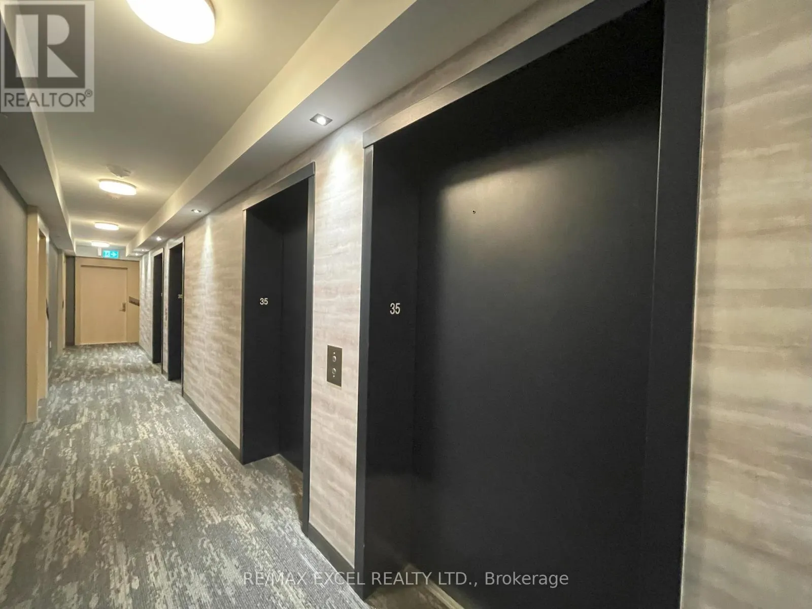 3502 - 77 MUTUAL STREET